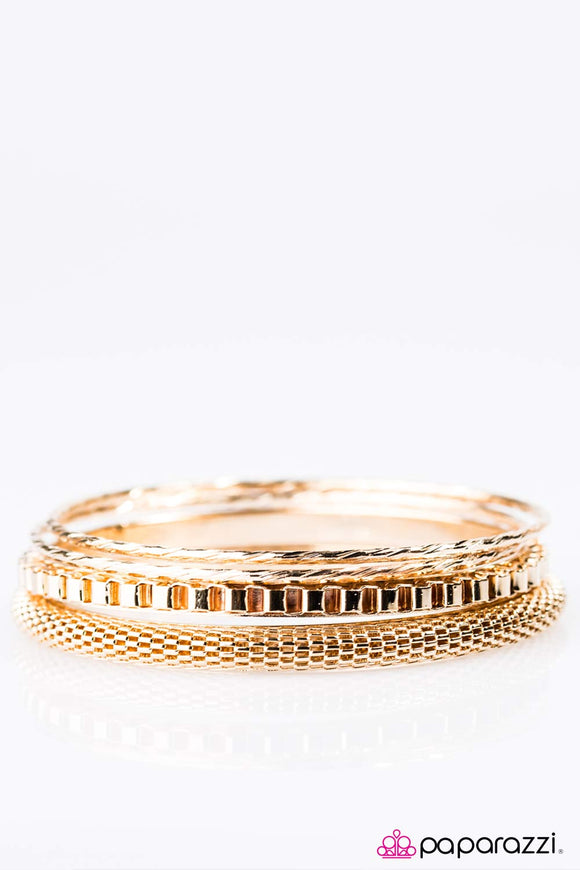 Speed Racer - Gold Bracelet - Bangle Gold Box