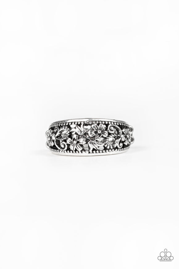 Breezy Blossoms - Silver Ring - Box 12