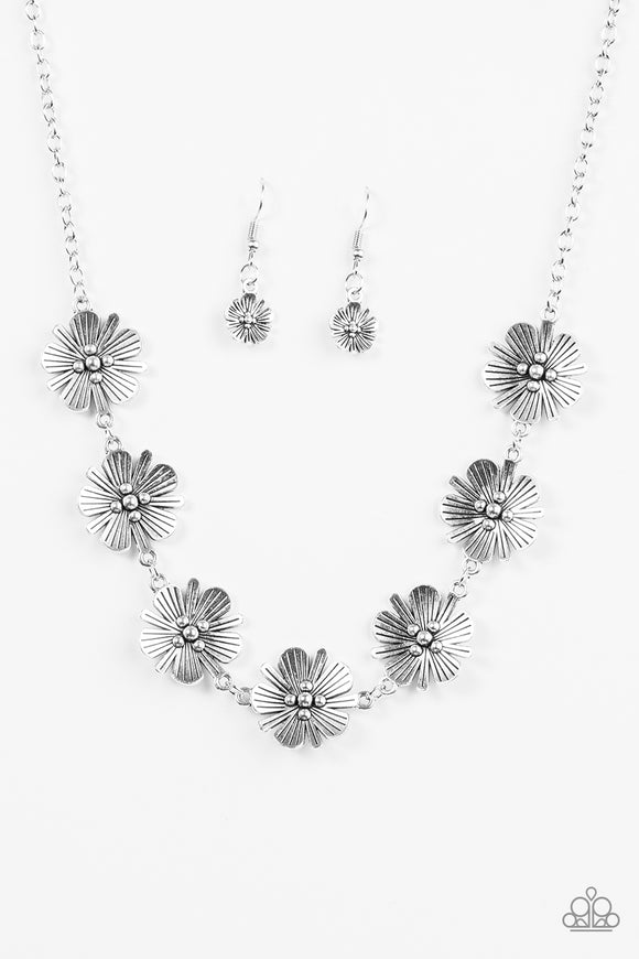 Poppin' Poppies - Silver Necklace - Box 10 - Silver