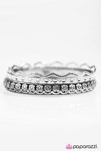 Floral Finesse - Silver Bracelet - Bangle Silver Box