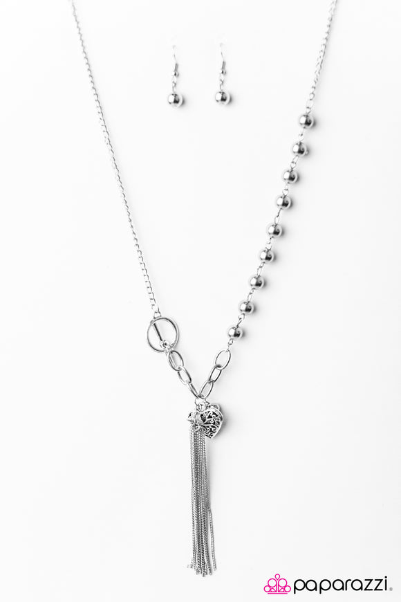 HEART Nouveau - Silver Necklace - Box 2 - Silver