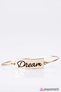 Dream Chaser - Gold Bracelet - Bangle Gold Box