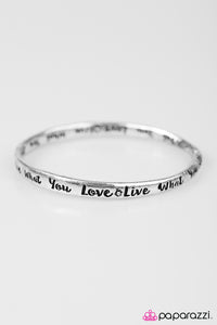 Live What You Love - Silver Bracelet - Bangle Silver Box