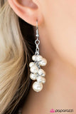 Give Me A BAROQUE! - White Earring