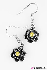 Where The Flowers Bloom - Yellow Earrings - Box YellowE2