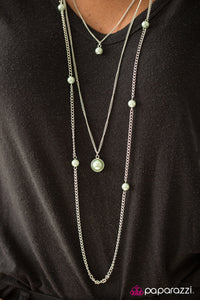 Runway Shine - Green Necklace