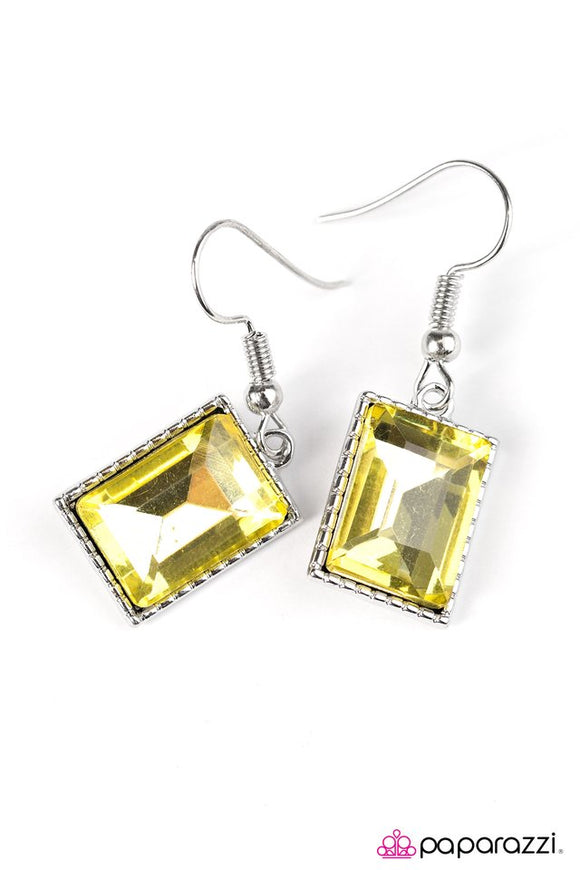Who Is The Fairest Of Them All? - Yellow Earrings - Box YellowE2