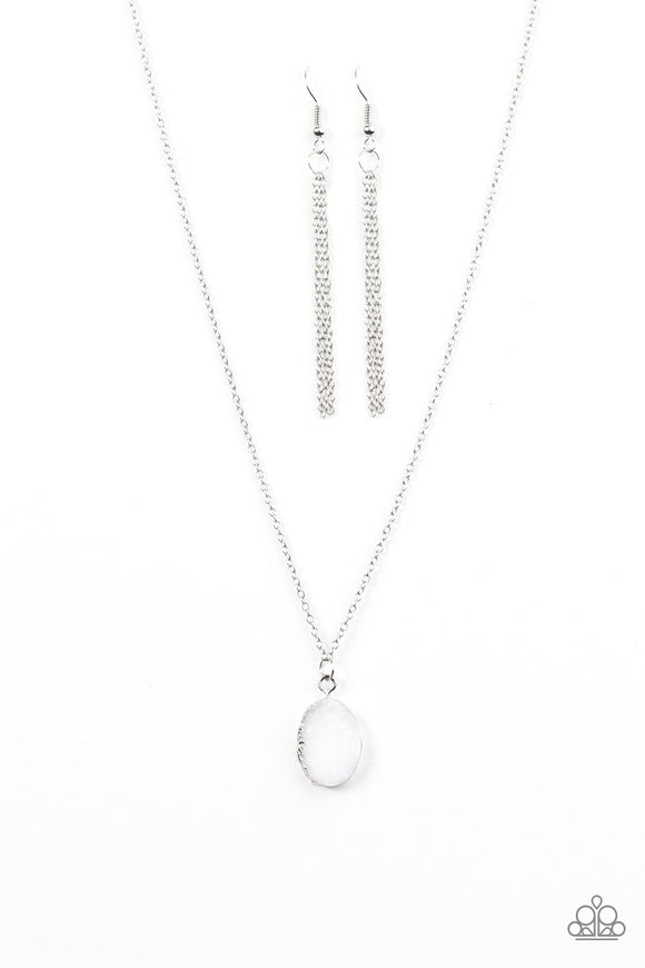 DRUZY Does It - White Necklace - Box 8 - White