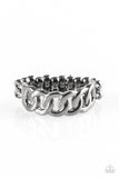Love is CHAIN - Black Ring - Box 10