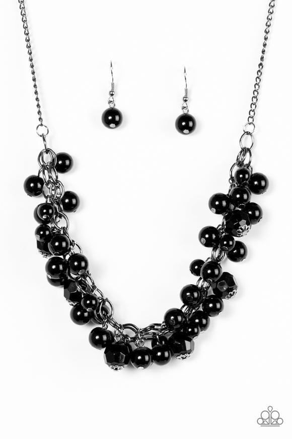 Time To RUNWAY - Black Necklace - Box 4 - Black