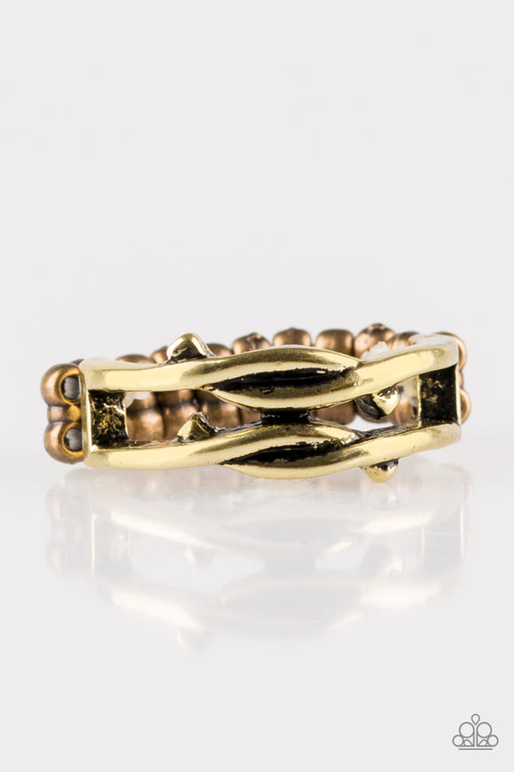 Very Vogue - Brass Ring - Box 7