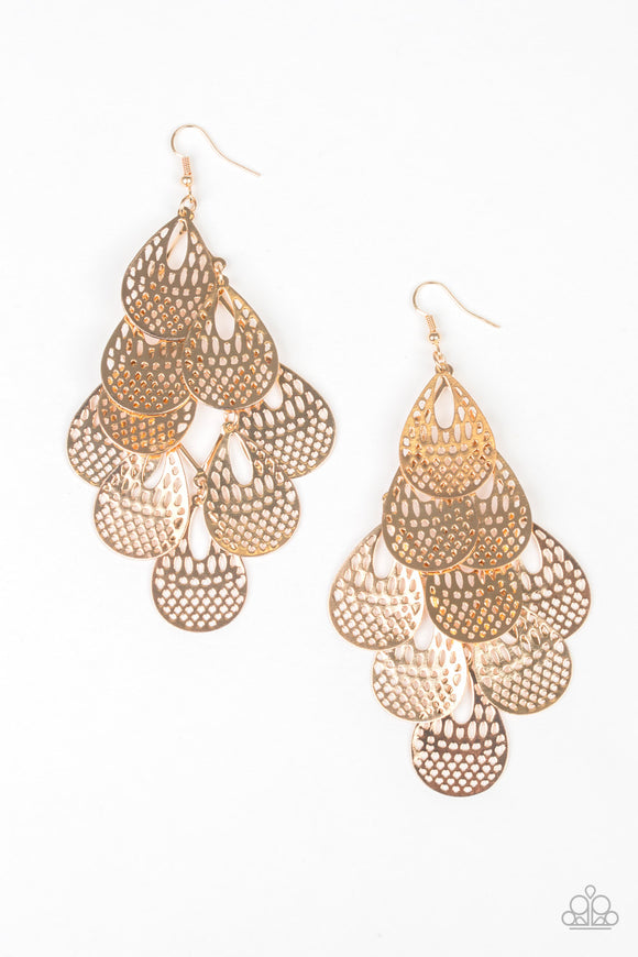 Lure them In - Gold Earrings