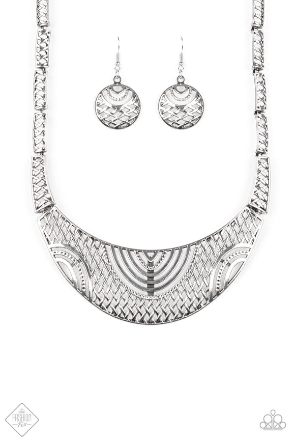 On The MANE Stage - Silver Necklace - Box 24 - Silver