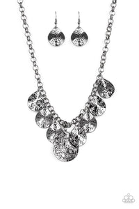 Texture Storm - Black Necklace - Box 4 - Black