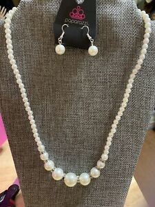 SoHo Sweetheart - White Necklace - Box 3 - White